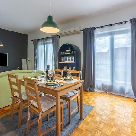 Apartment Suzy Dramalj Exteriör bild