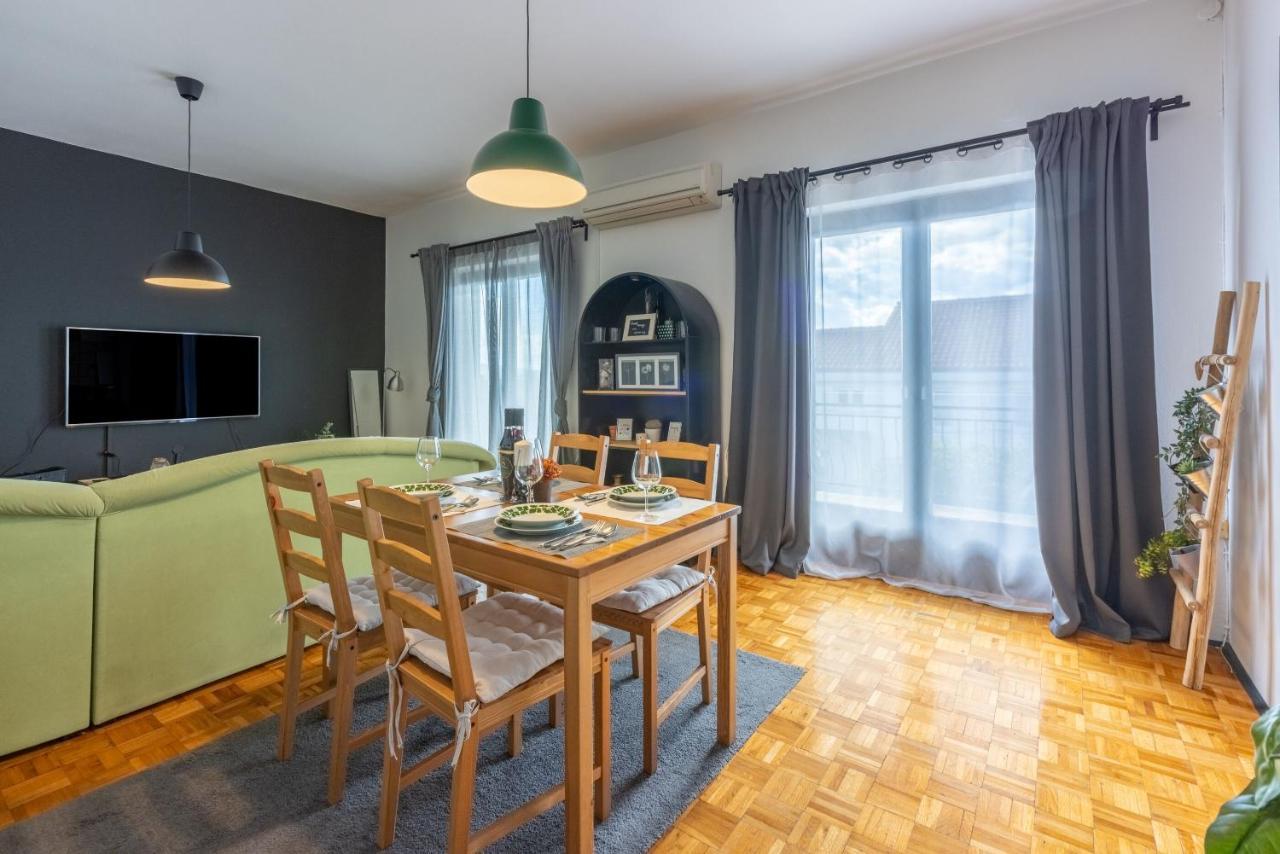 Apartment Suzy Dramalj Exteriör bild